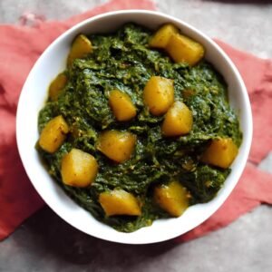SAAG AALOO (SPINACH & POTATOES)