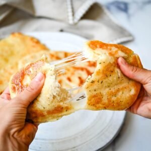 CHEESE NAAN